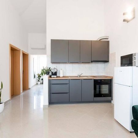 Cozy Apartment With Private Parking Medulin Extérieur photo