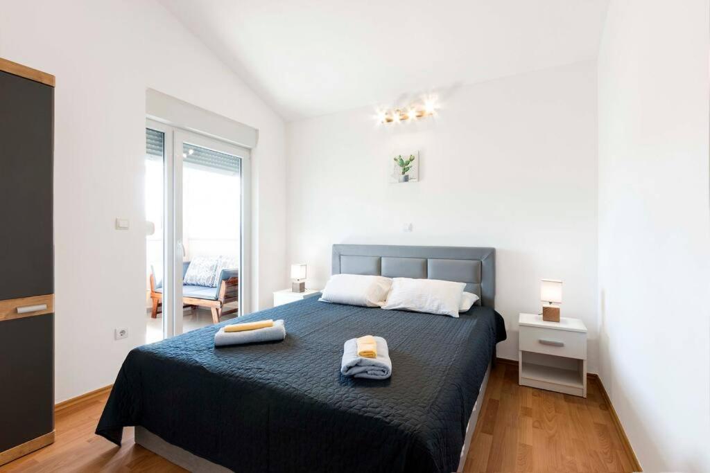 Cozy Apartment With Private Parking Medulin Extérieur photo